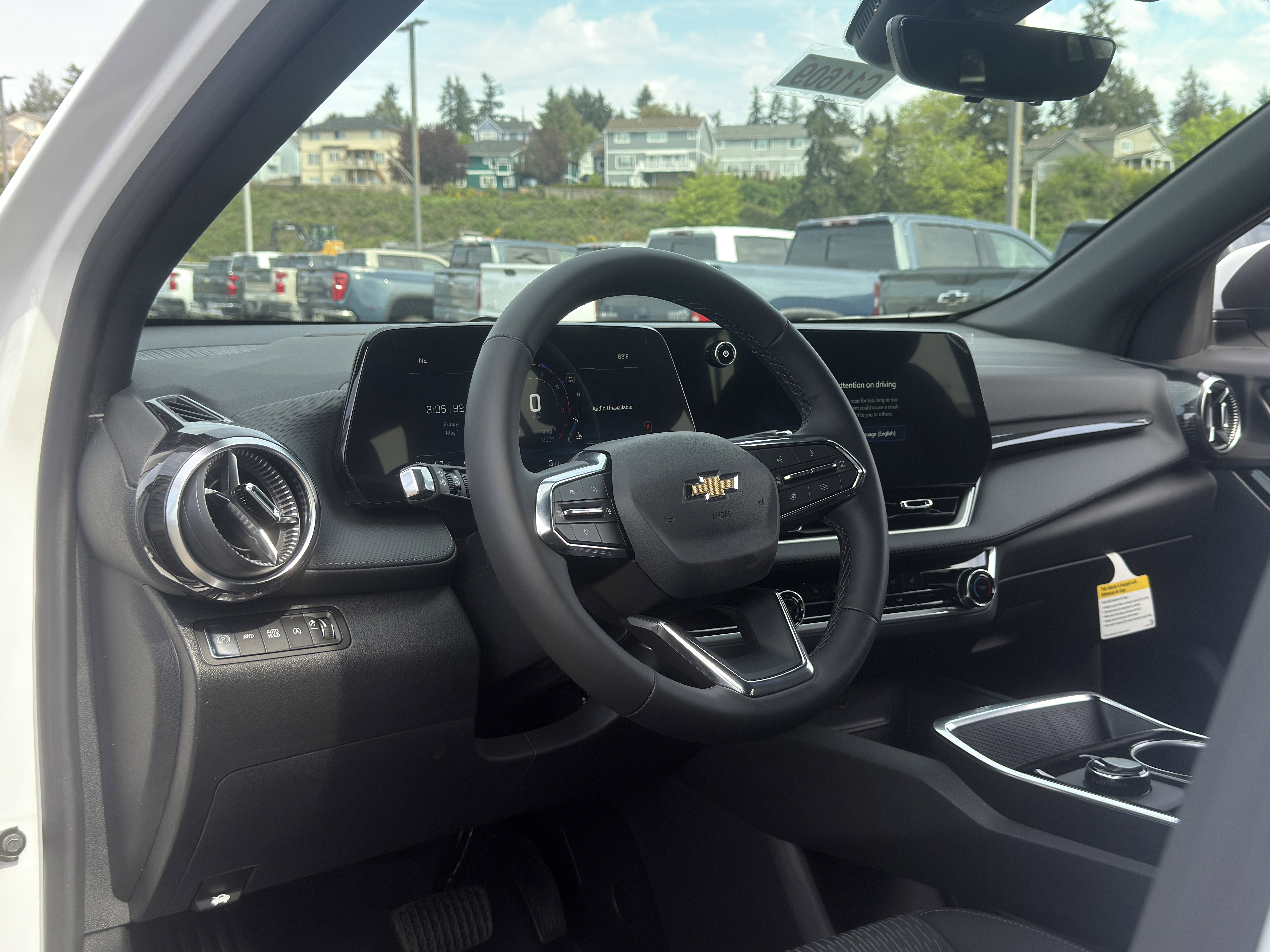New 2026 Chevrolet Equinox LT AWD/4WD image 12