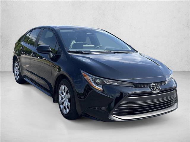 Used 2025 Toyota Corolla LE FWD video 3