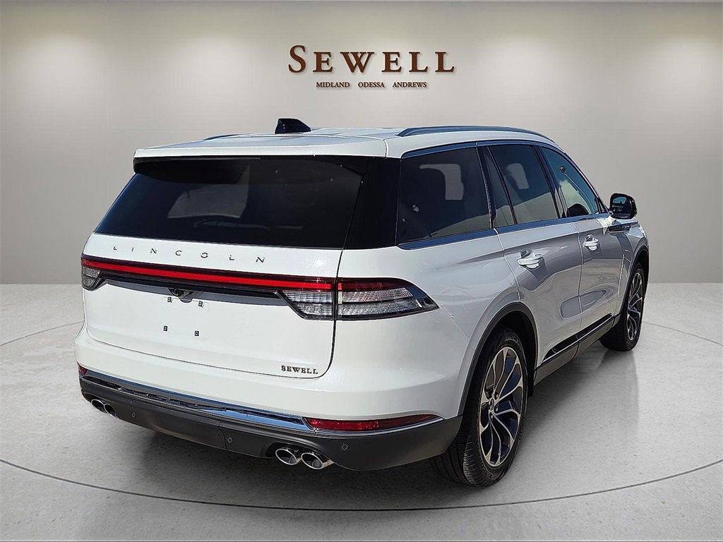 Certified 2025 Lincoln Aviator Reserve w/ Illumination Package image 4