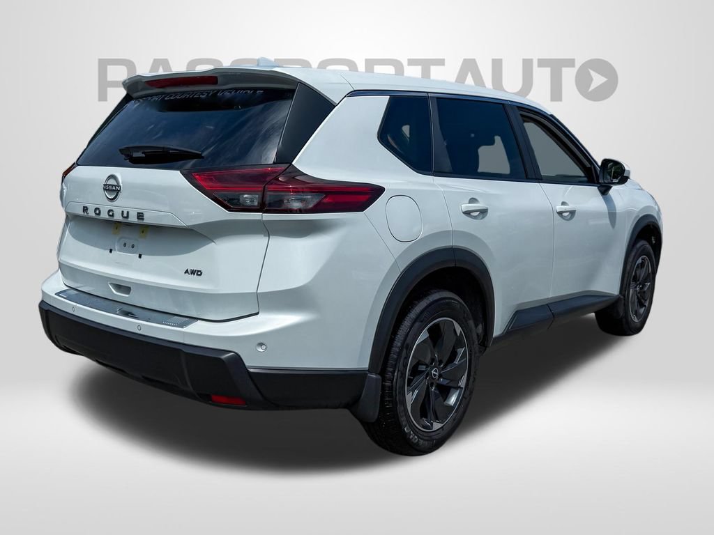 Certified 2026 Nissan Rogue SV AWD/4WD image 5