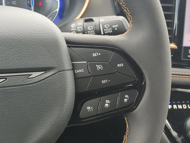 New 2027 Chrysler Pacifica Pinnacle w/ Theater Group AWD/4WD image 31