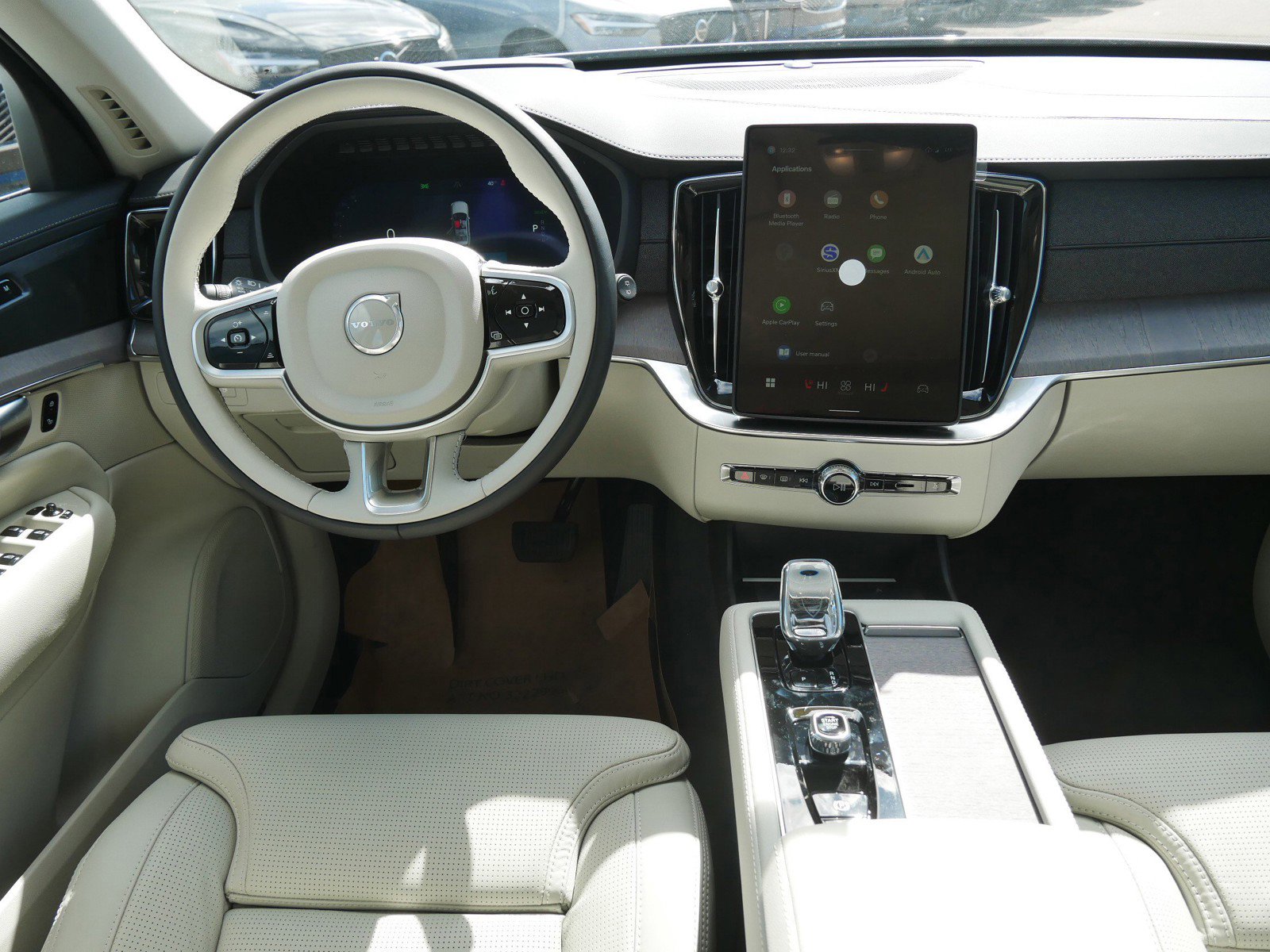 New 2026 Volvo XC90 T8 Ultra w/ Protection Package Premier image 7