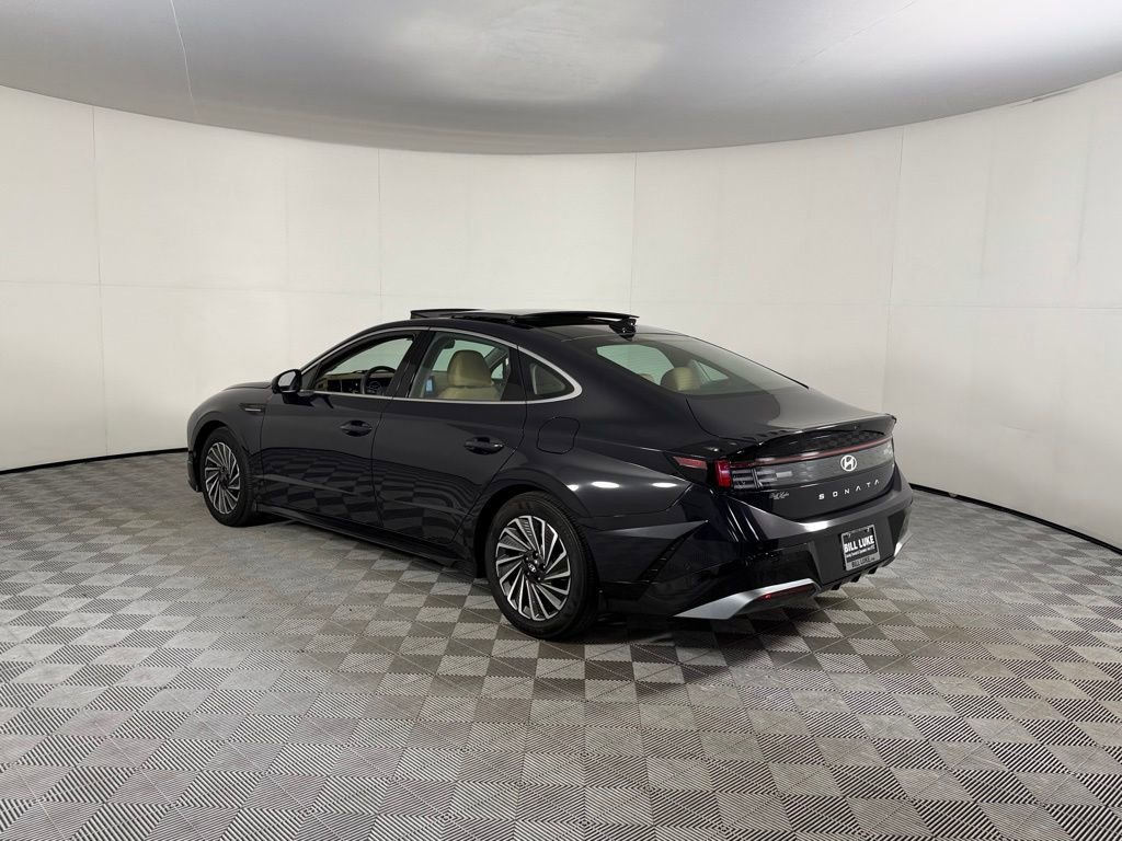 Used 2024 Hyundai Sonata Limited FWD image 10