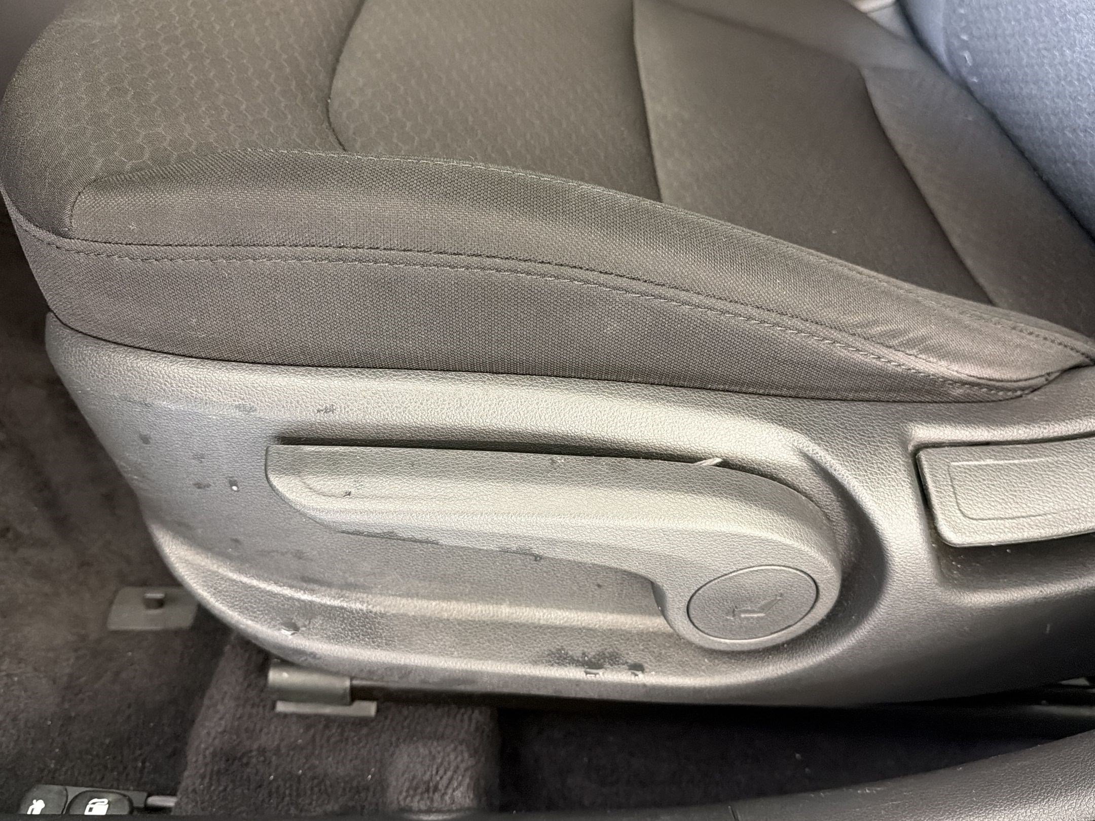 Used 2020 Hyundai Elantra SEL w/ Cargo Package (C1) FWD image 9