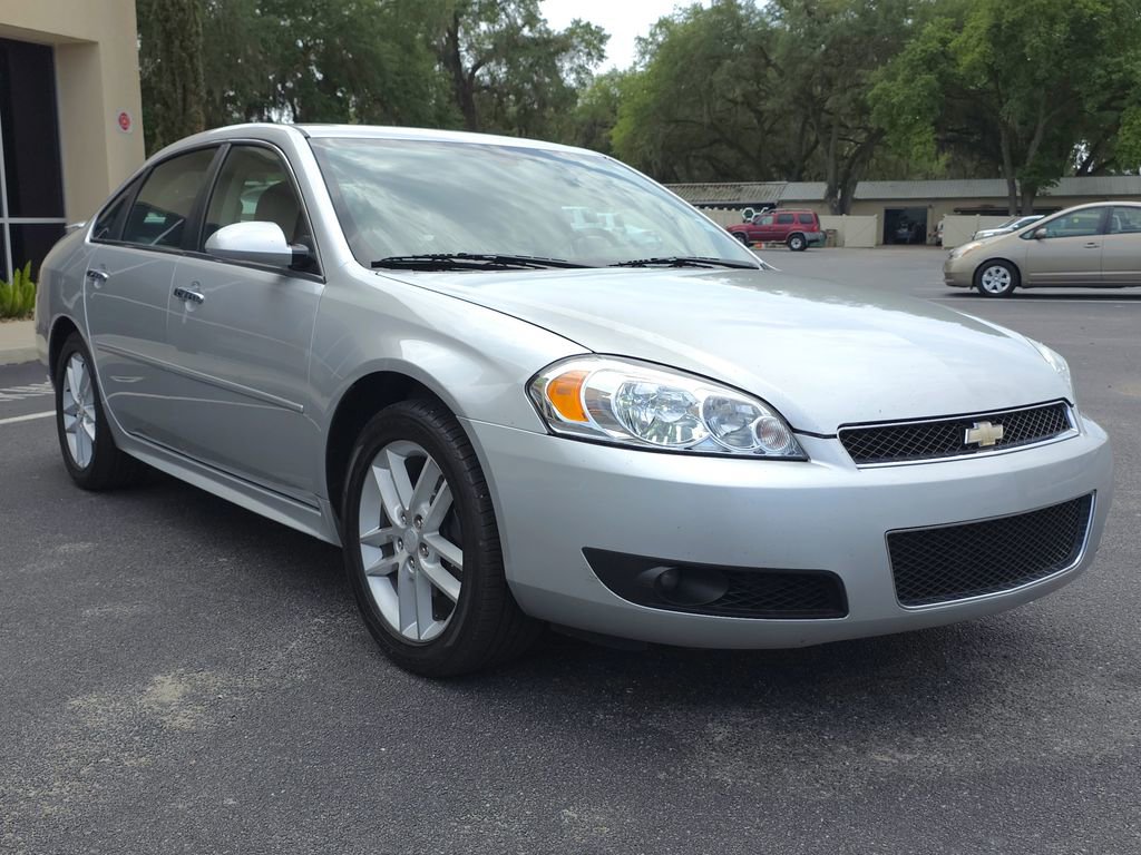 Used 2013 Chevrolet Impala LTZ FWD image 3