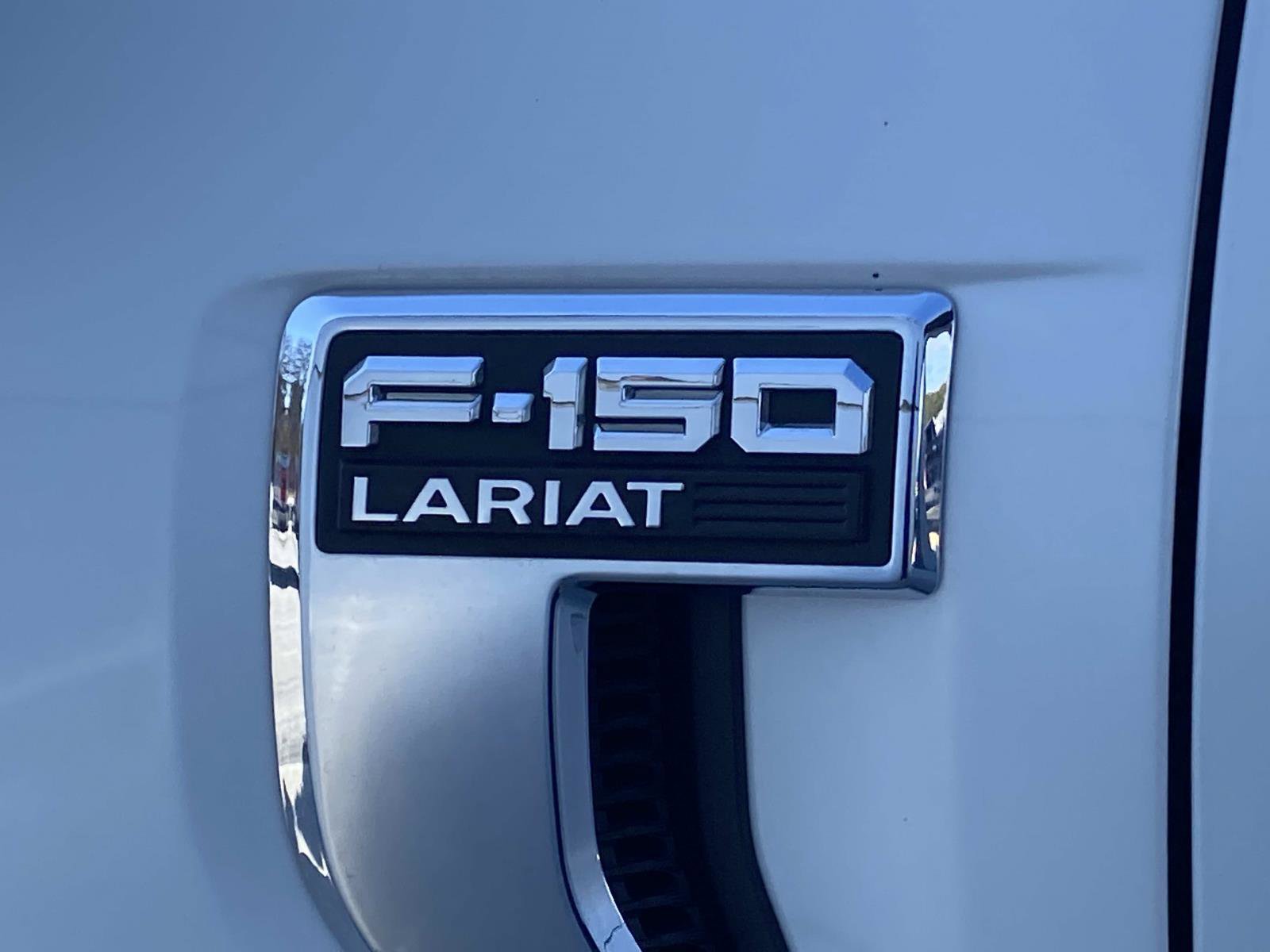 Used 2022 Ford F150 Lariat image 11