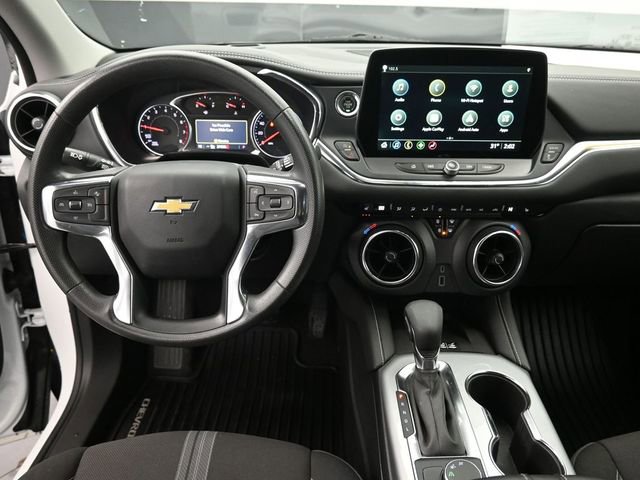 Used 2024 Chevrolet Blazer LT w/ Convenience Package FWD image 11