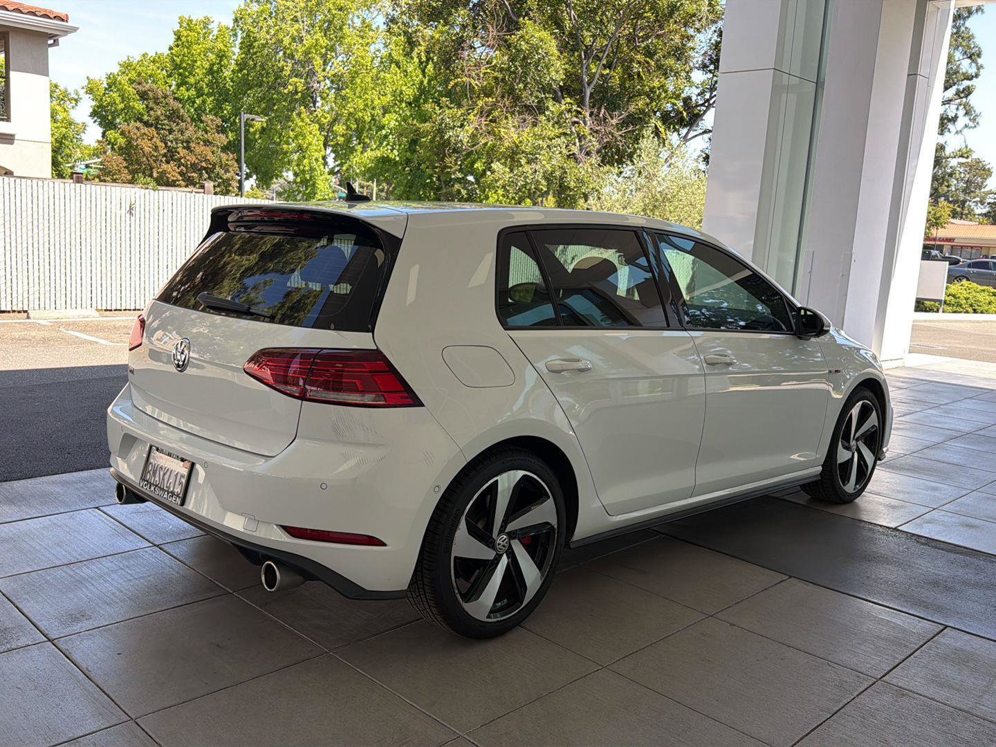 Used 2019 Volkswagen GTI 4-Door FWD image 5