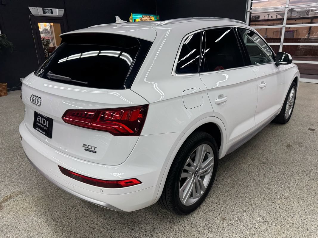 Used 2018 Audi Q5 2.0T Premium Plus w/ Premium Plus Package AWD/4WD image 5