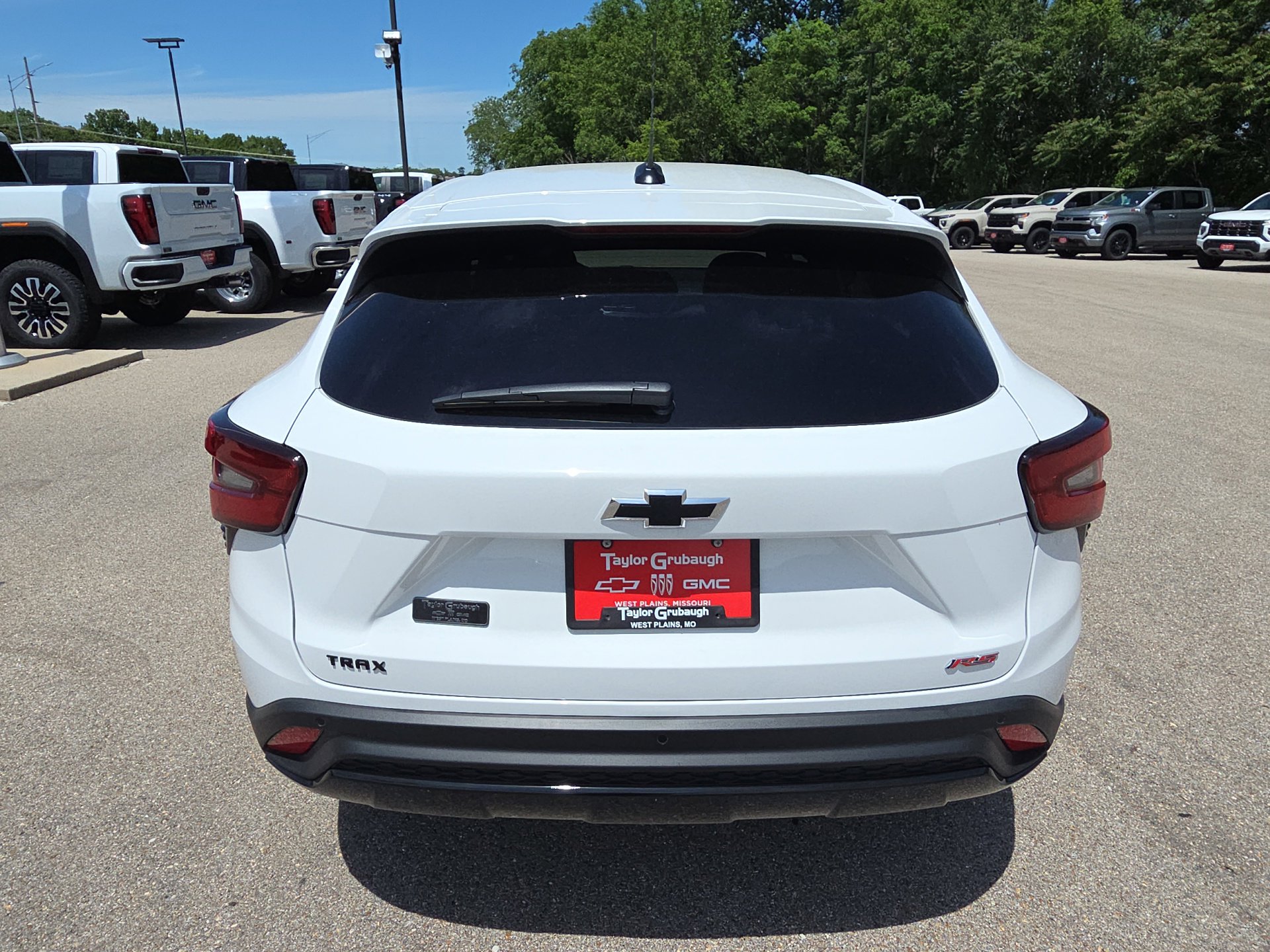 New 2026 Chevrolet Trax RS FWD image 7