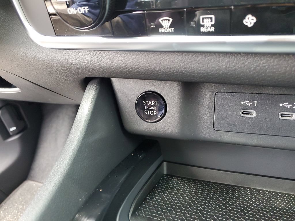 New 2026 Nissan Rogue SV FWD image 32