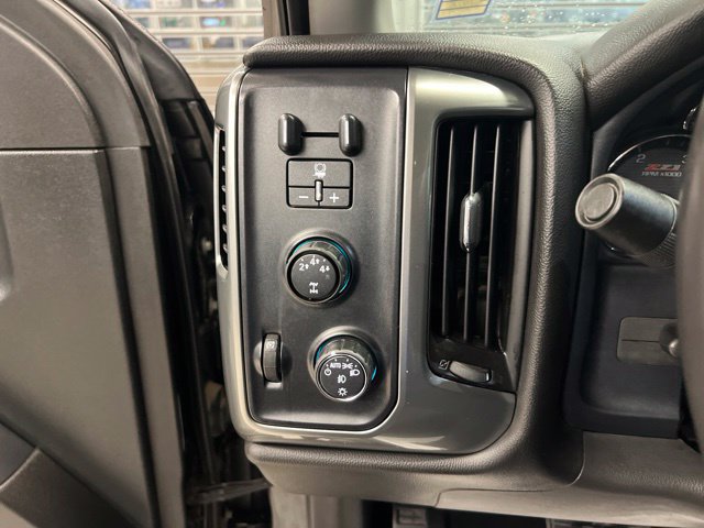 Used 2016 Chevrolet Silverado 2500 LT w/ LT Convenience Package AWD/4WD image 20