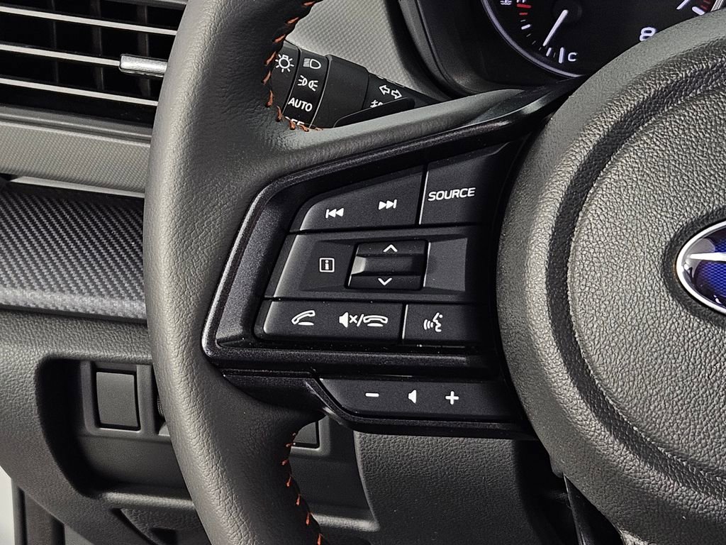 Certified 2025 Subaru Crosstrek 2.5i Limited w/ Crosstrek Mirror Package image 33