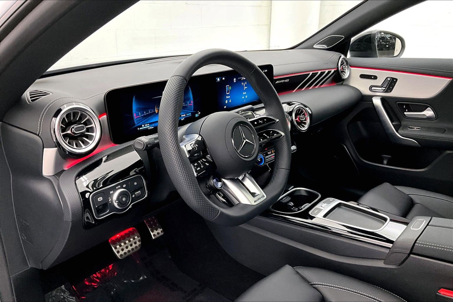 Used 2026 Mercedes-Benz CLA 35 AMG 4MATIC image 19