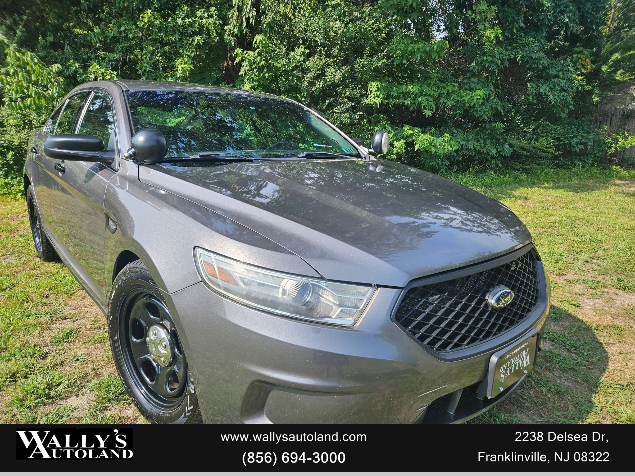 Used 2017 Ford Taurus Police Interceptor AWD w/ Ready For The Road Package image 2
