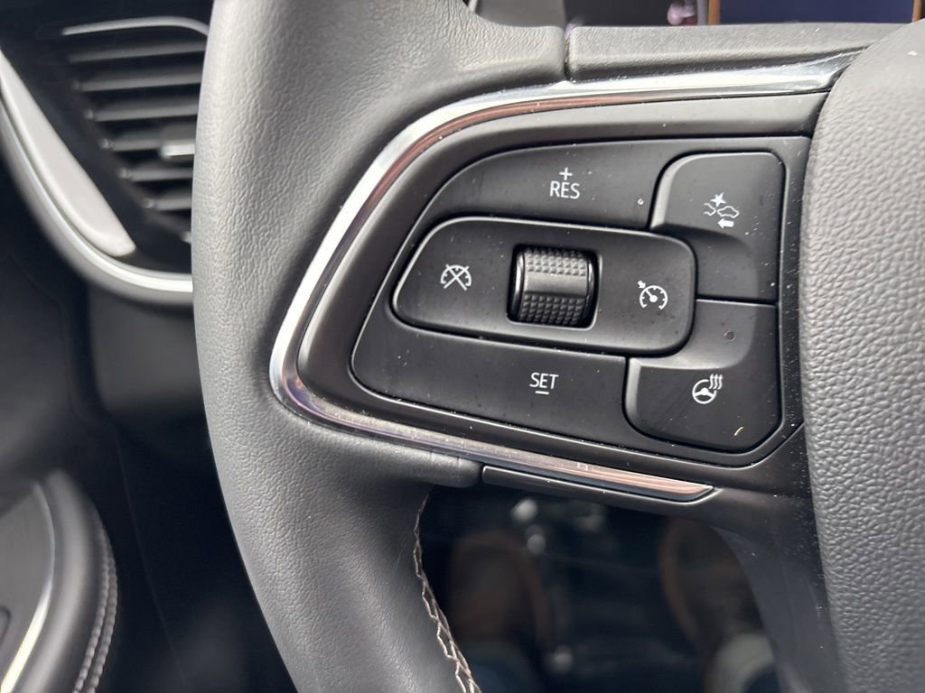 Used 2023 Buick Envision Avenir AWD/4WD image 52