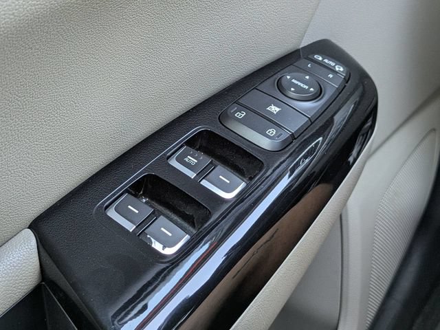Used 2020 Kia Sportage EX FWD image 26
