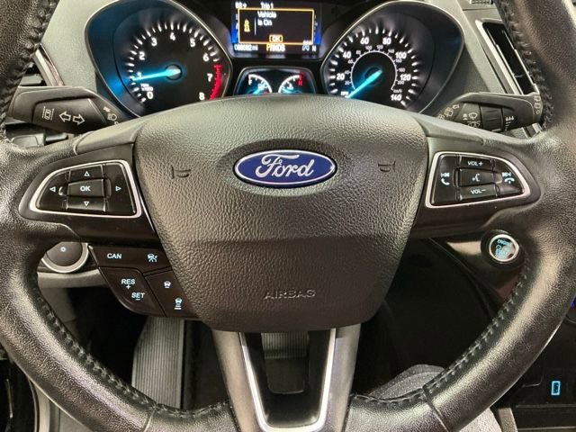 Used 2019 Ford Escape Titanium AWD/4WD image 29