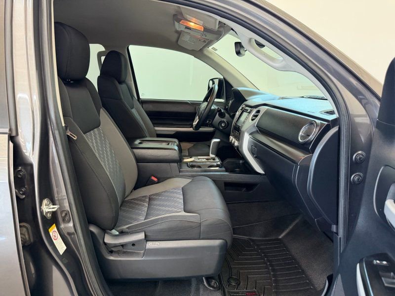 Used 2018 Toyota Tundra SR5 w/ SR5 Upgrade Package RWD image 17