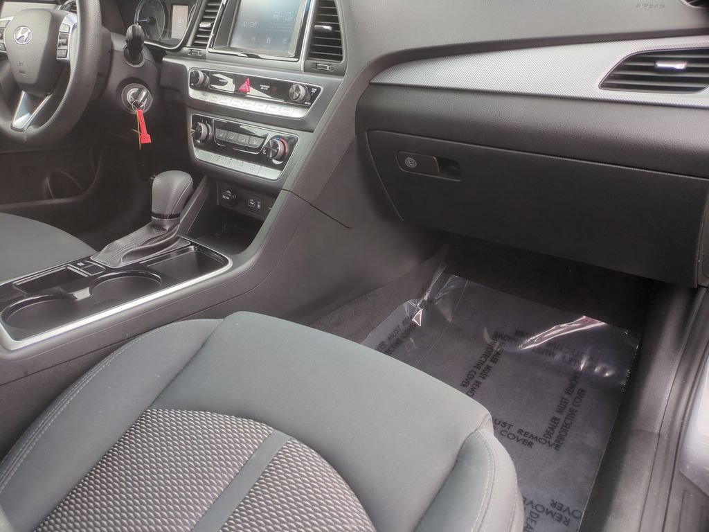 Used 2019 Hyundai Sonata SE FWD image 18