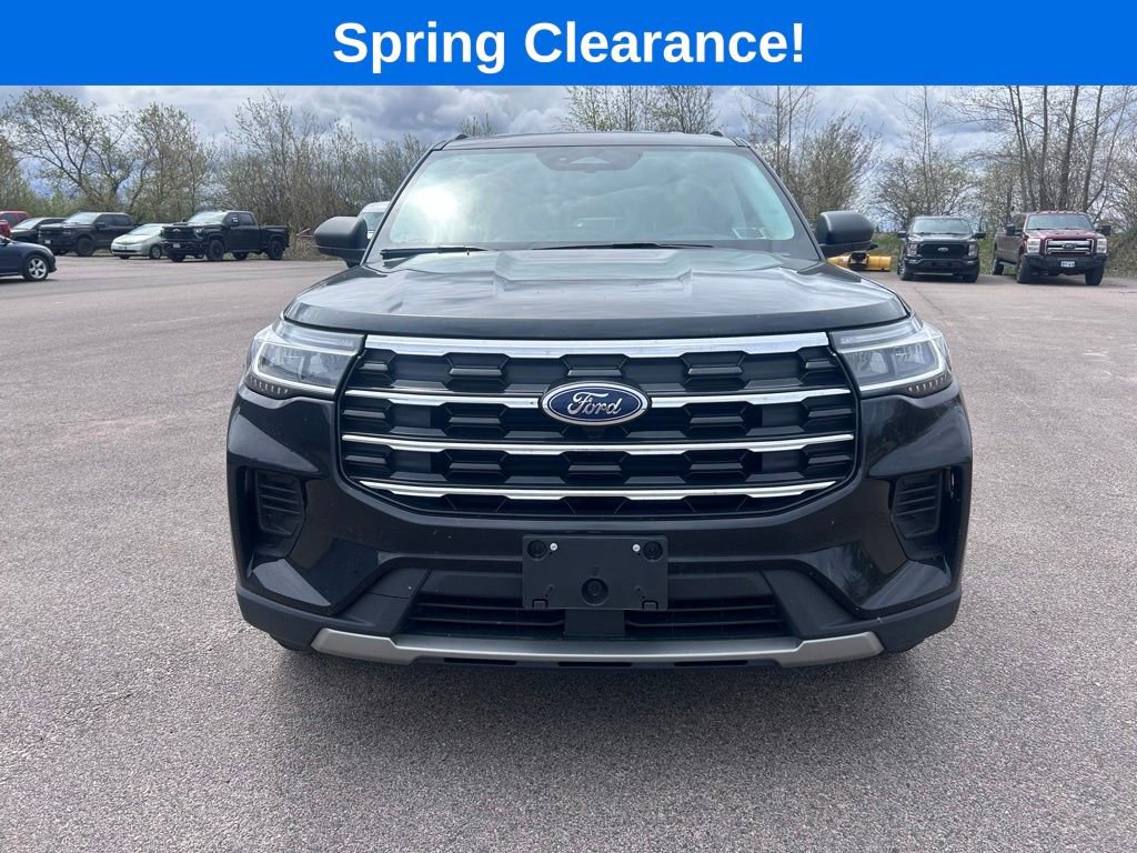 Used 2026 Ford Explorer Active AWD/4WD image 8