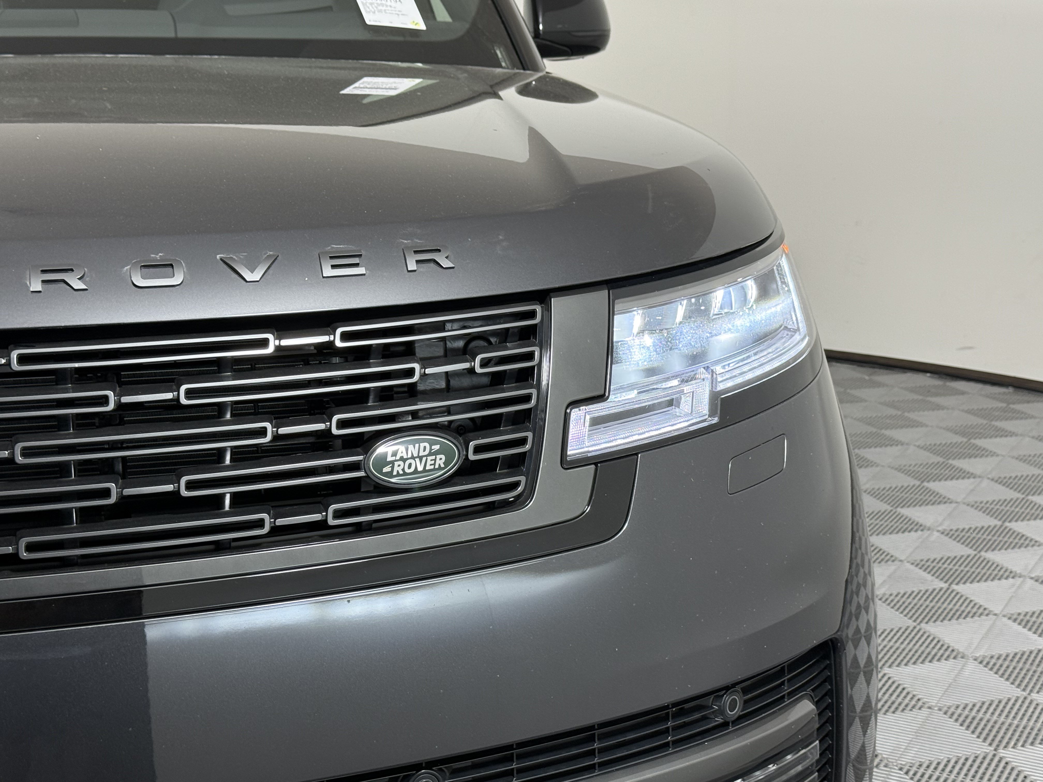New 2026 Land Rover Range Rover SE AWD/4WD image 11