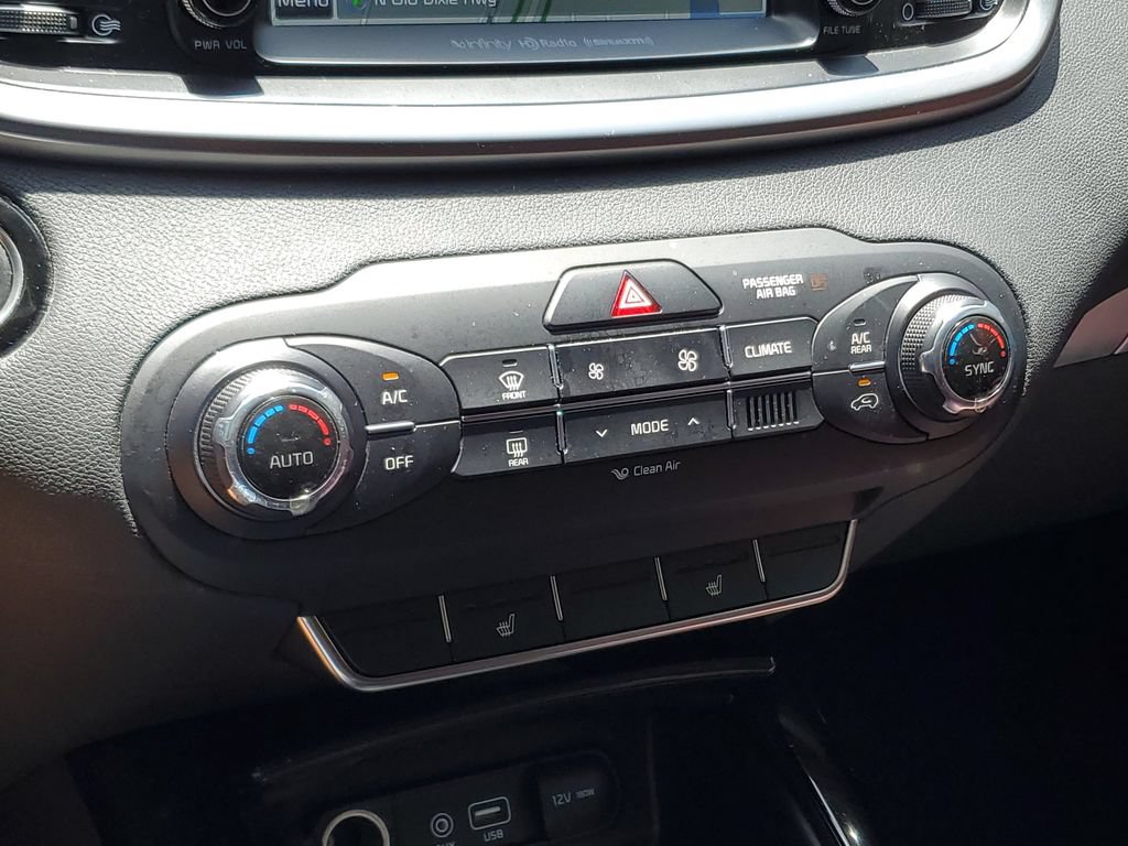 Used 2017 Kia Sorento SX FWD image 29