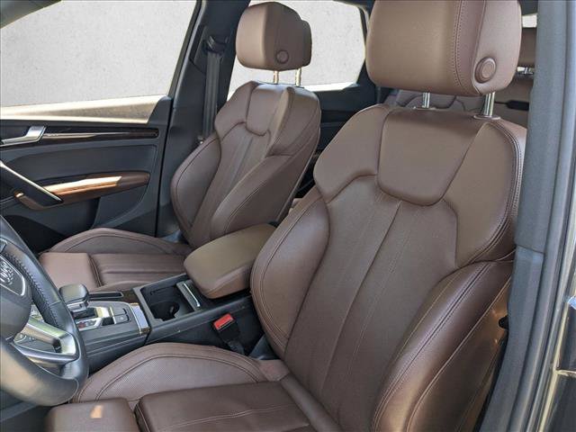 Used 2019 Audi Q5 2.0T Premium Plus w/ Premium Plus Package AWD/4WD image 17