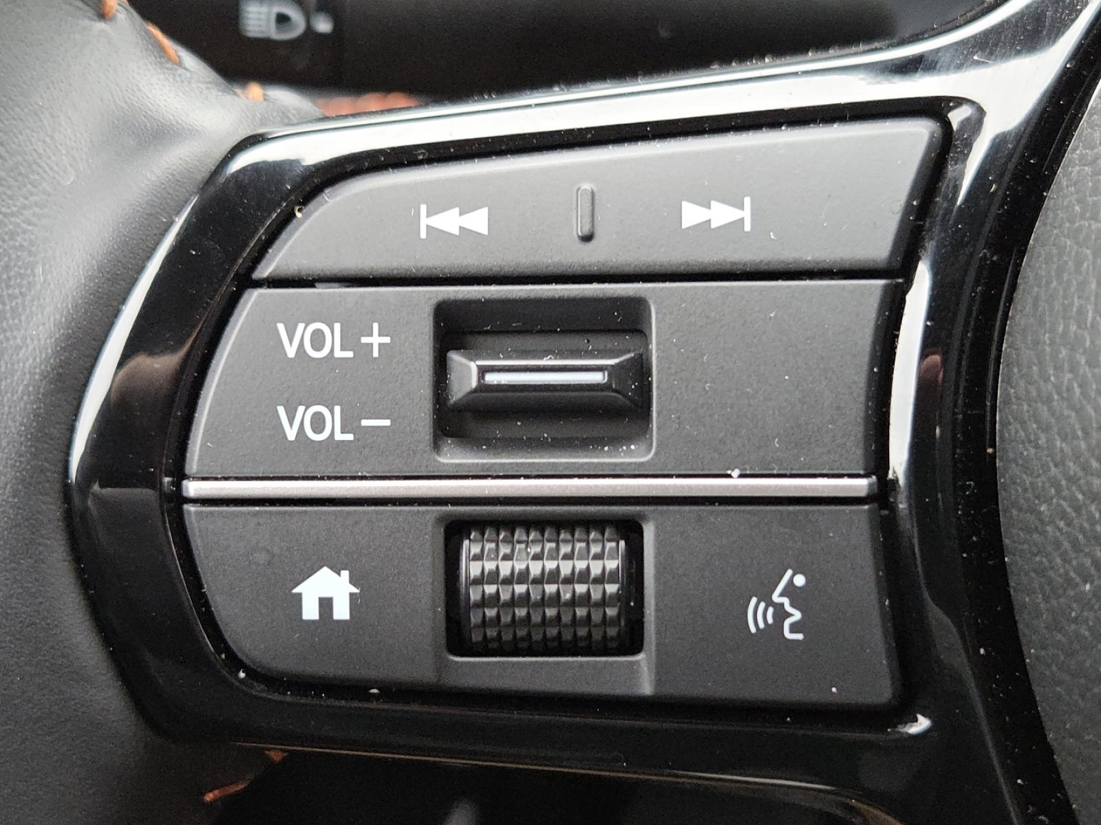 Certified 2026 Honda HR-V Sport image 10