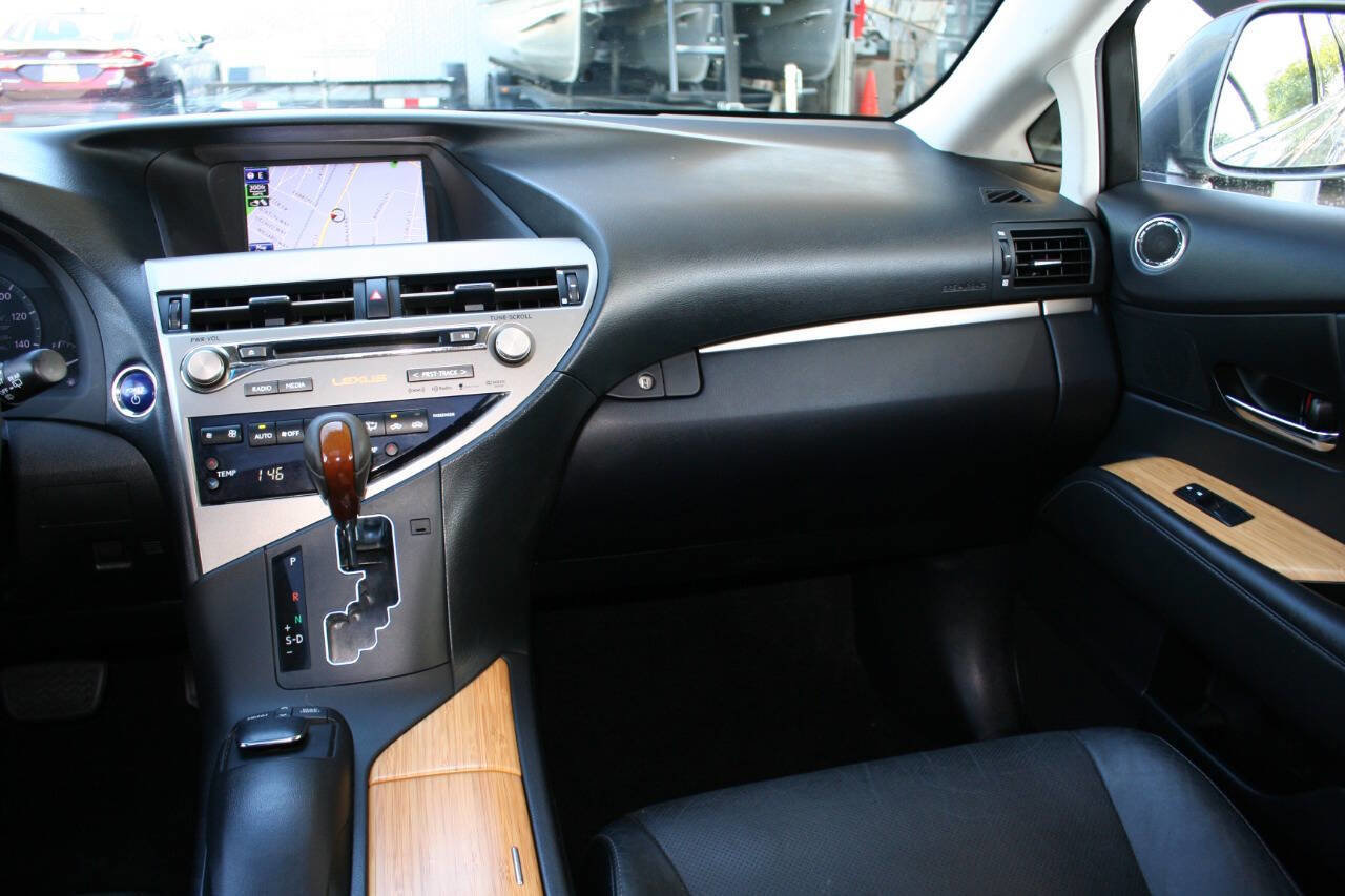 Used 2014 Lexus RX 450h AWD image 12