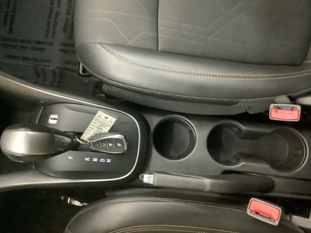 Used 2019 Chevrolet Trax LT w/ LT Convenience Package image 19