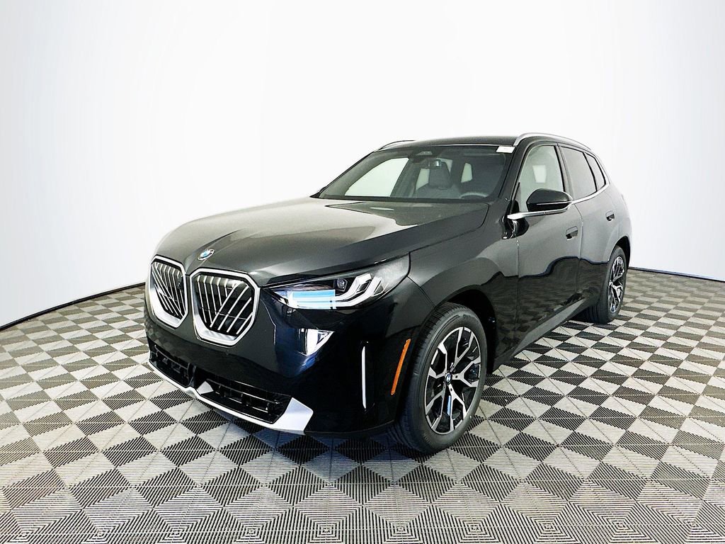 Used 2025 BMW X3 xDrive30i w/ Premium Package image 4