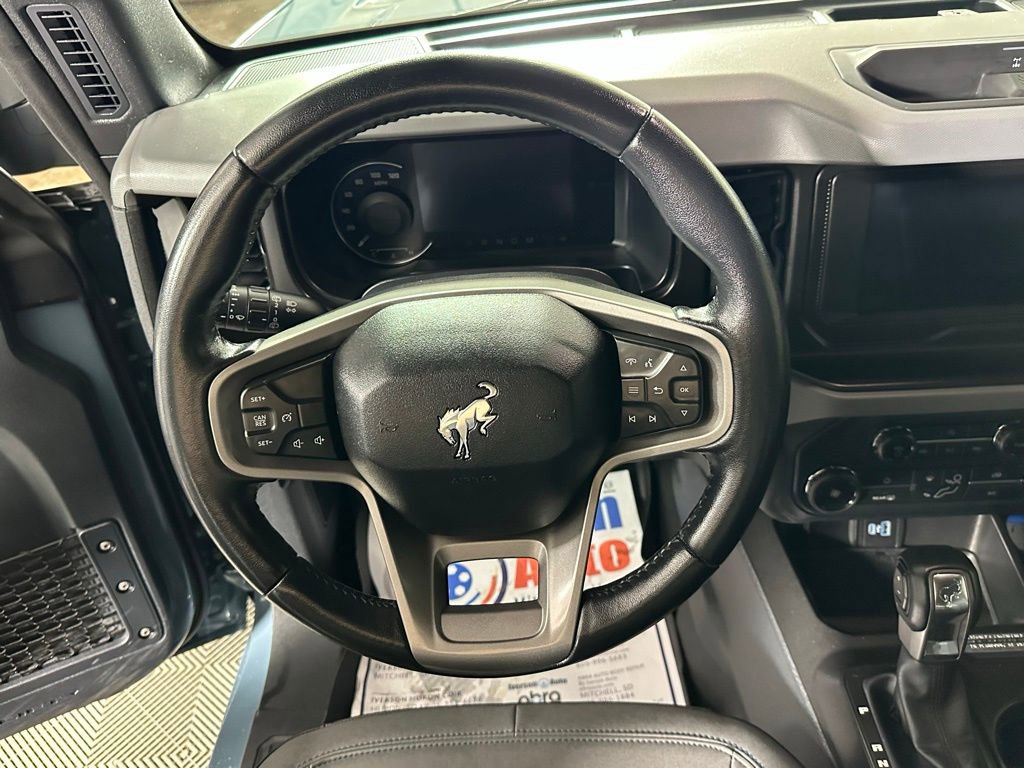 Used 2022 Ford Bronco Black Diamond image 21