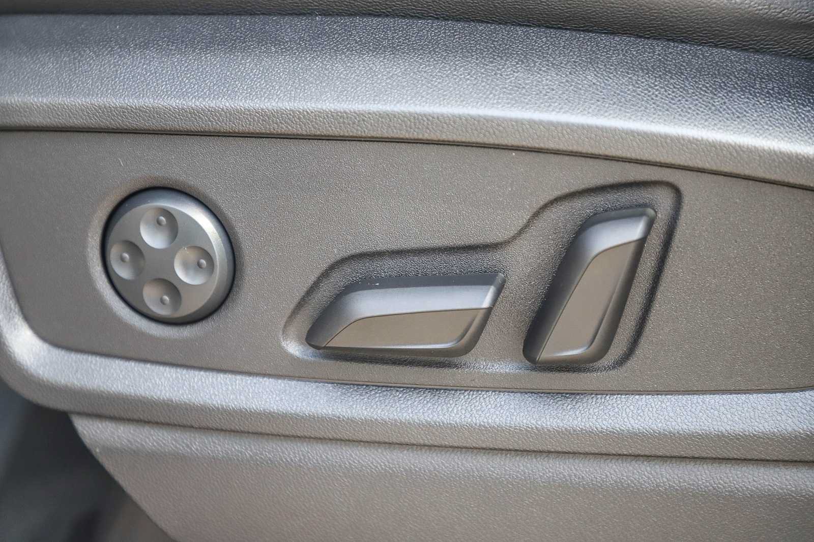 Used 2022 Audi SQ5 Premium Plus AWD/4WD image 23