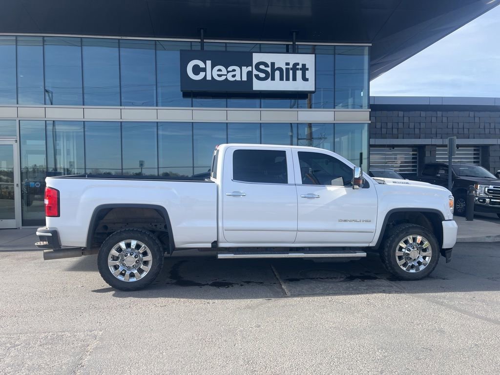 Used 2019 GMC Sierra 2500 Denali w/ Duramax Plus Package image 7
