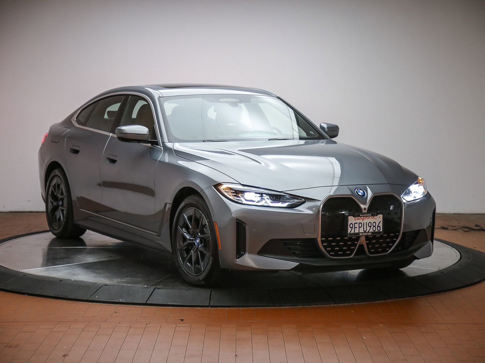 Certified 2023 BMW i4 eDrive35 RWD image 6