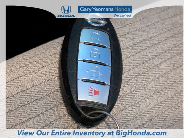 Used 2021 Nissan Rogue SV image 31