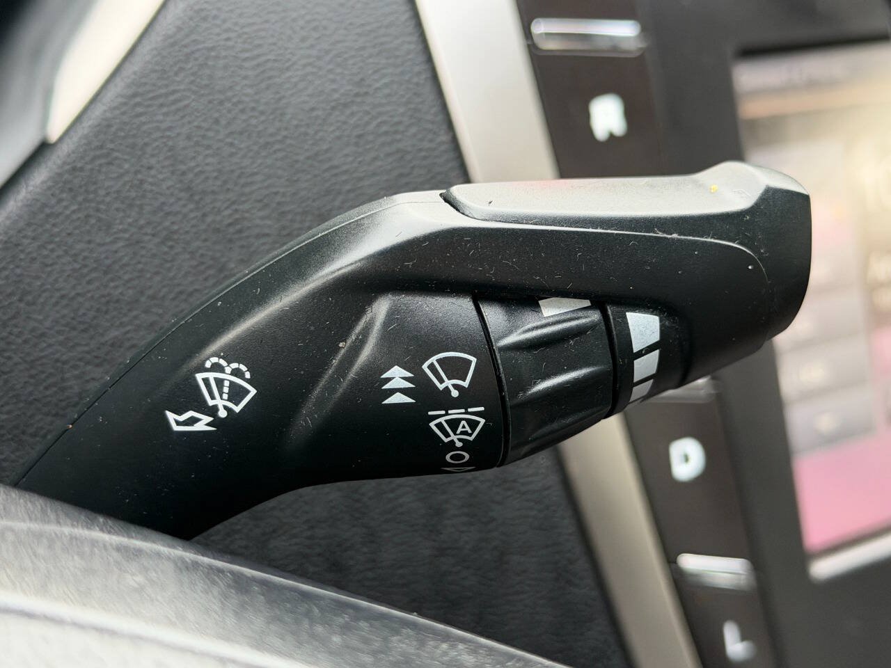 Used 2015 Lincoln MKZ Hybrid w/ Equipment Group 202A Reserve FWD image 37