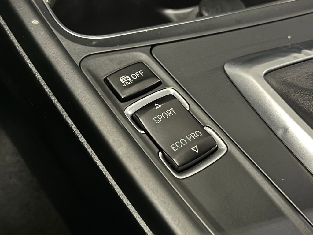 Used 2018 BMW 330i Sedan image 14