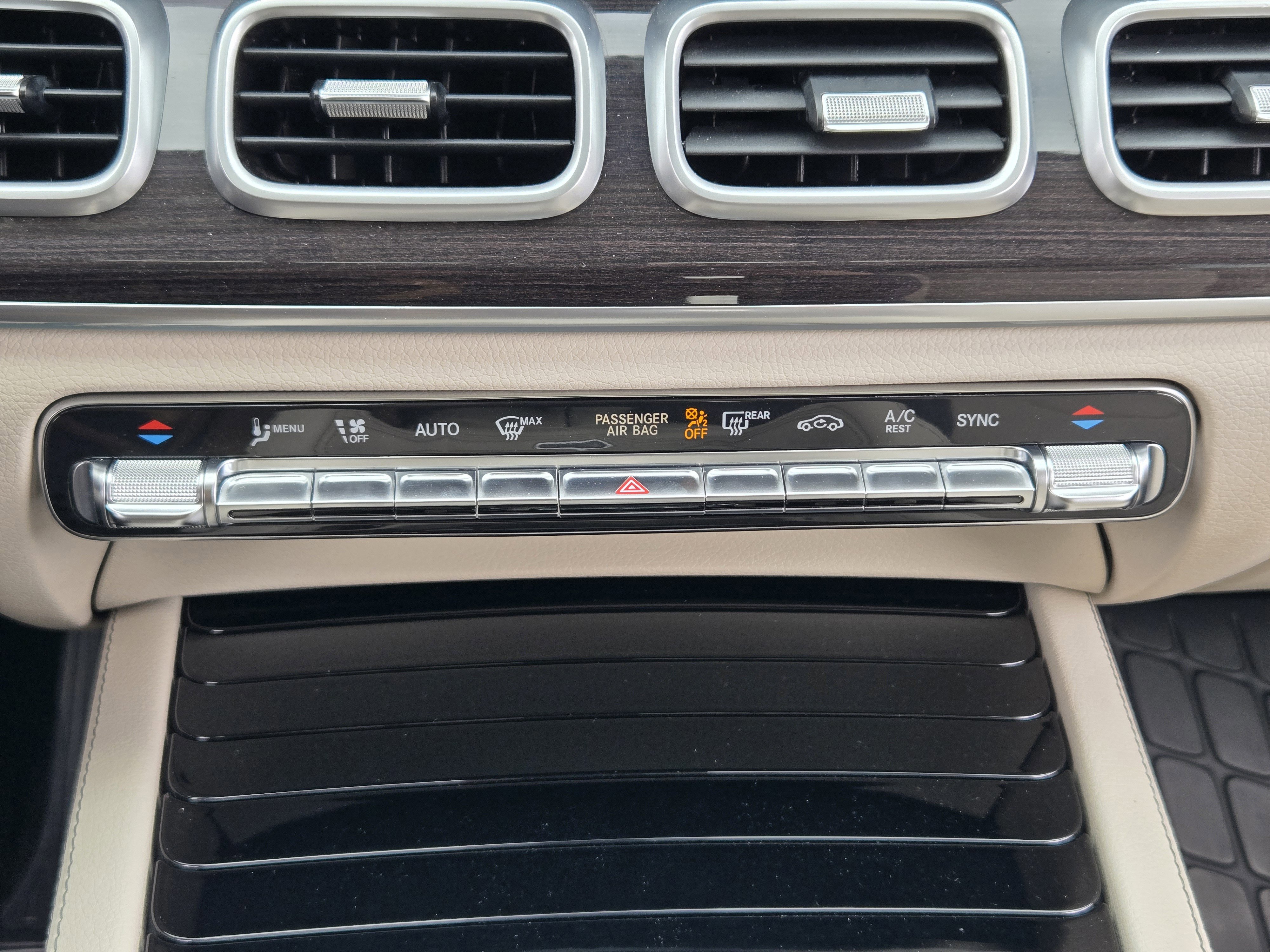 Used 2021 Mercedes-Benz GLE 350 image 28