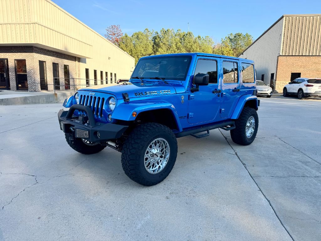 Used 2015 Jeep Wrangler Unlimited Rubicon w/ Connectivity Group image 1