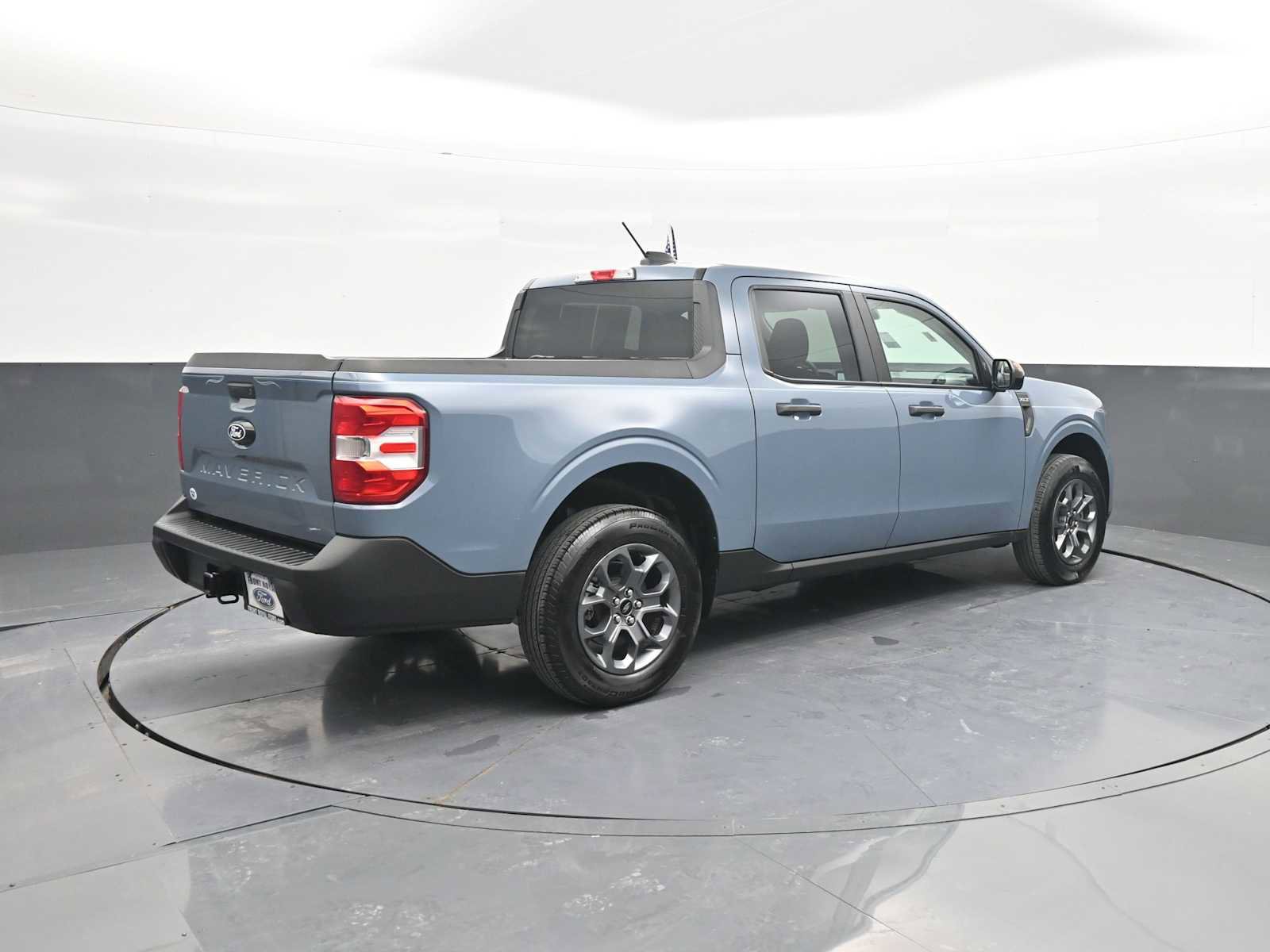Used 2025 Ford Maverick XLT w/ XLT Luxury Package AWD/4WD image 8