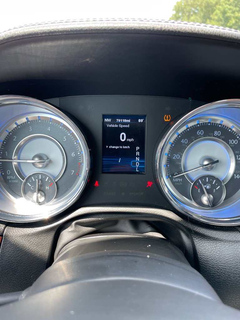 Used 2012 Chrysler 300 Limited RWD image 12