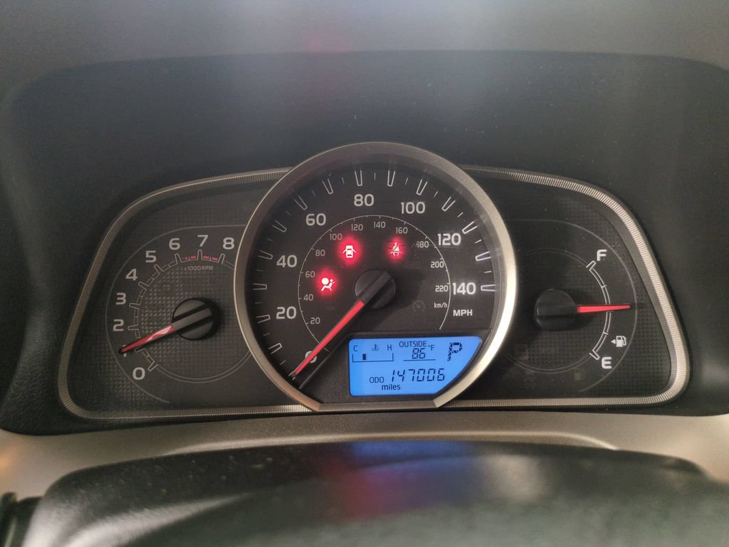 Used 2014 Toyota RAV4 XLE AWD/4WD image 16