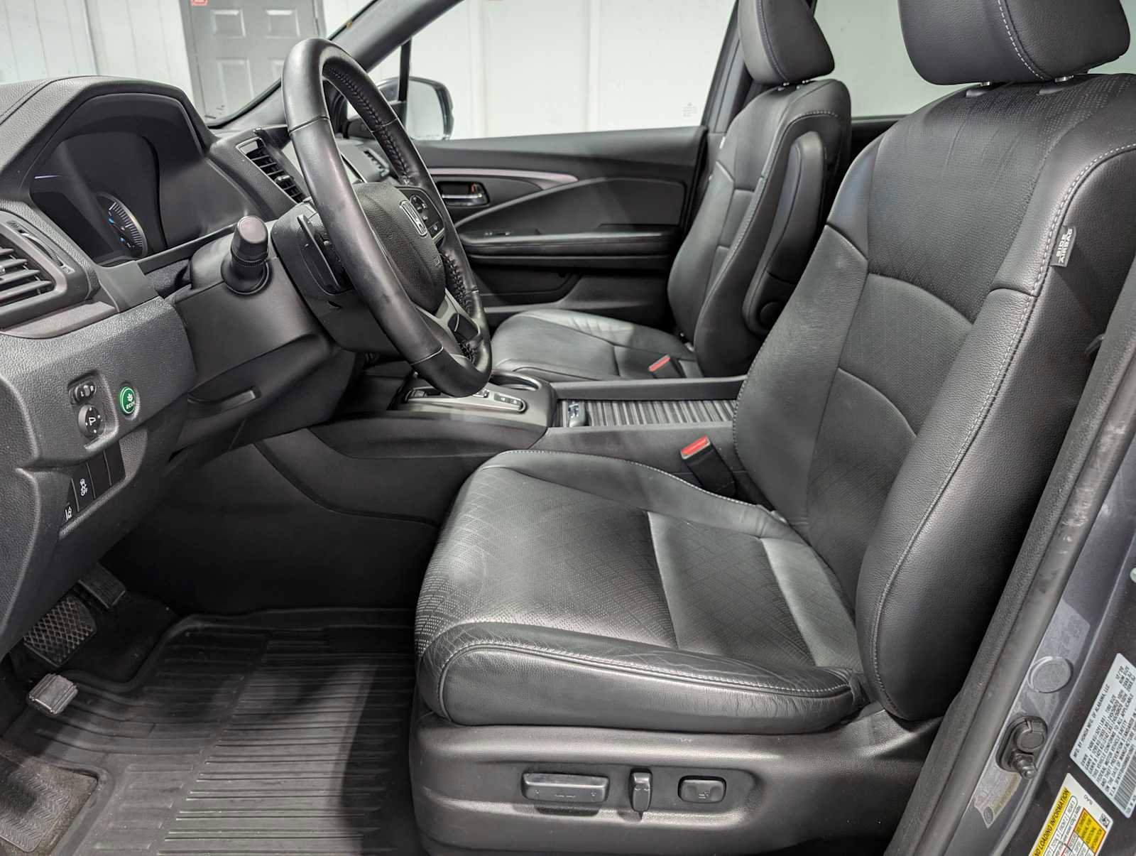 Used 2021 Honda Passport EX-L image 4