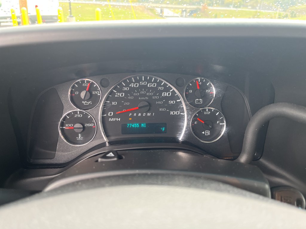 Used 2023 GMC Savana 3500 w/ Power Convenience Package RWD image 15