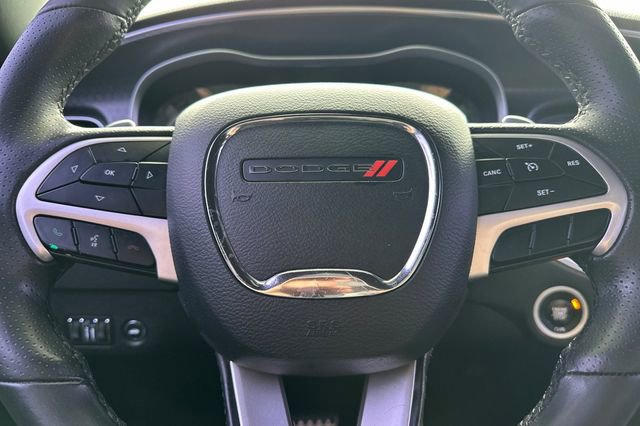 Used 2018 Dodge Charger SXT Plus w/ Performance Handling Group RWD image 24