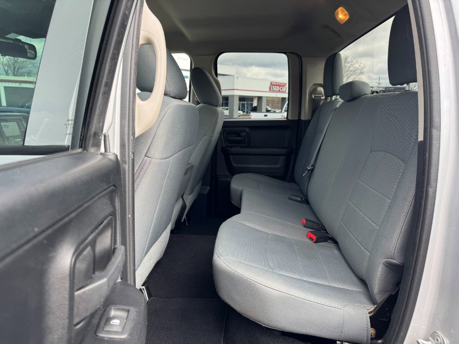 Used 2016 RAM 1500 ST w/ SXT Appearance Group image 16