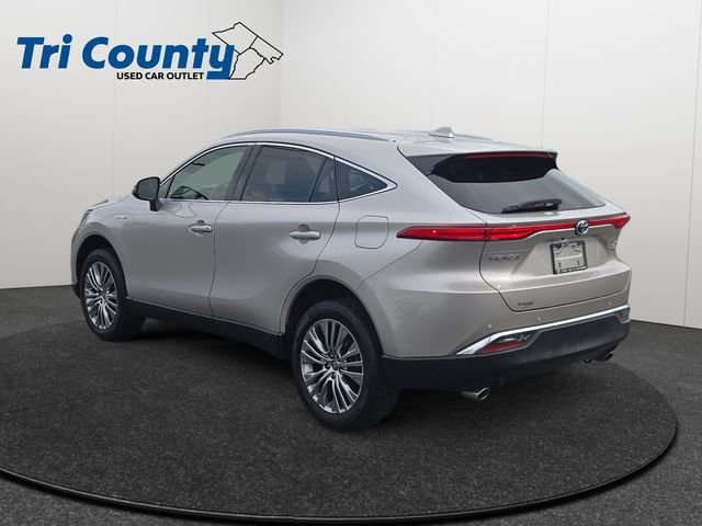 Certified 2021 Toyota Venza XLE w/ Softex Package AWD/4WD image 6