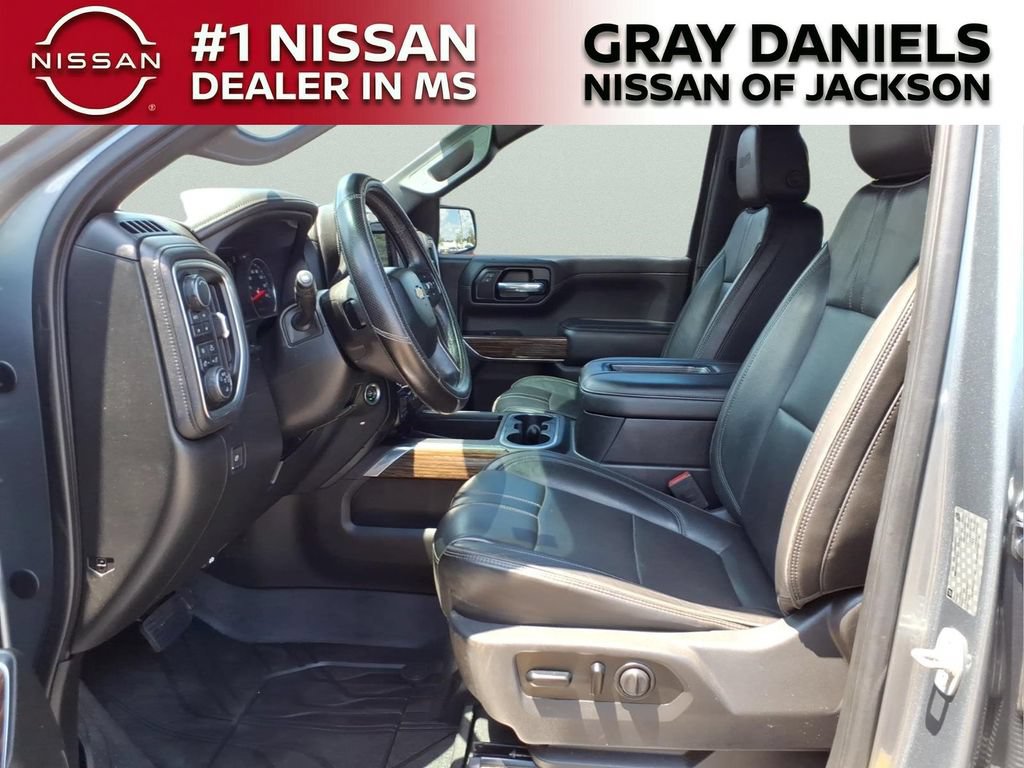 Used 2019 Chevrolet Silverado 1500 High Country w/ Technology Package AWD/4WD image 22